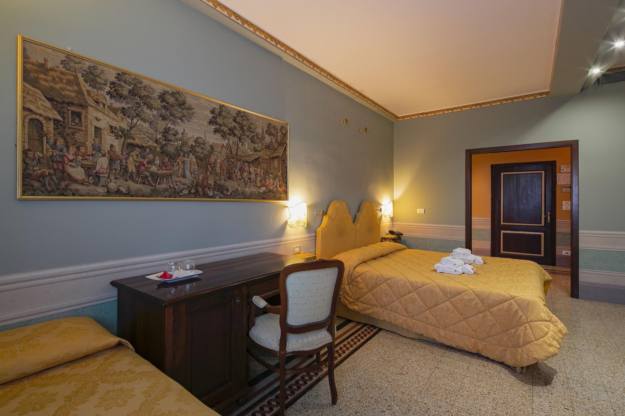 อี ปอร์ติโก บูทิก โฮเต็ล Hotel อาเรซโซ ภายนอก รูปภาพ